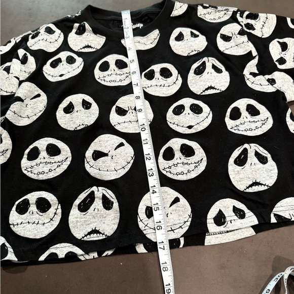 Disney Black and White Crop Top - Picture 4 of 4